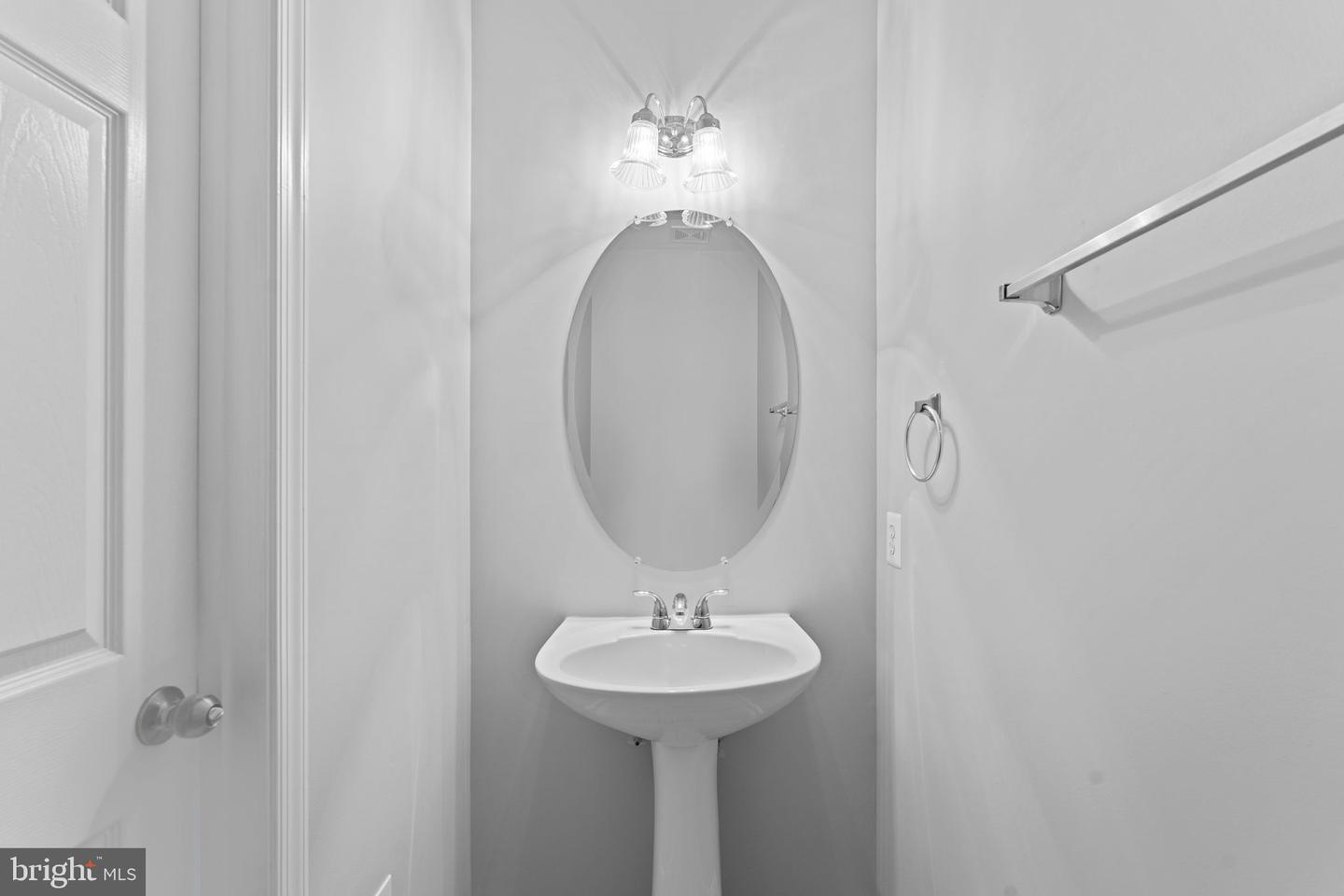 44253 Huron Ter Property Photo 20