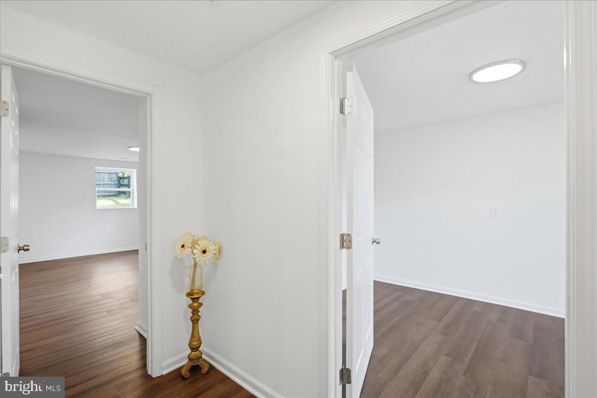 16920 Oliver St Property Photo 17