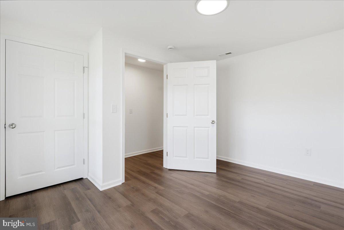 16920 Oliver St Property Photo 20