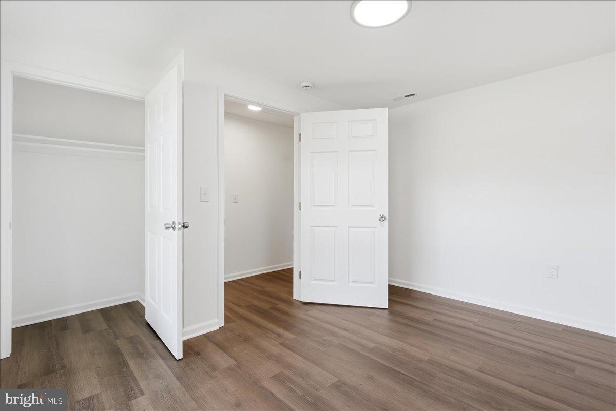 16920 Oliver St Property Photo 21