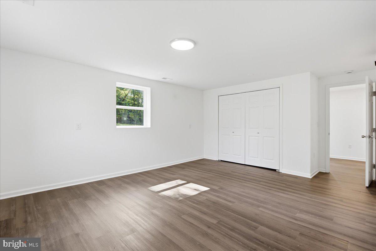 16920 Oliver St Property Photo 27