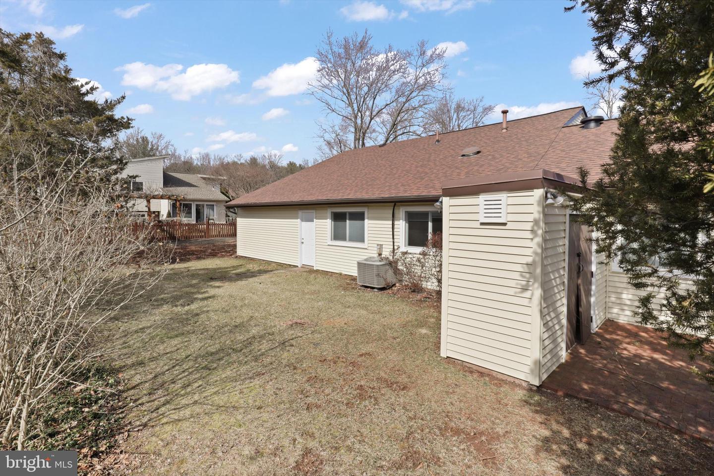 103 Farmington Ln Property Photo 37
