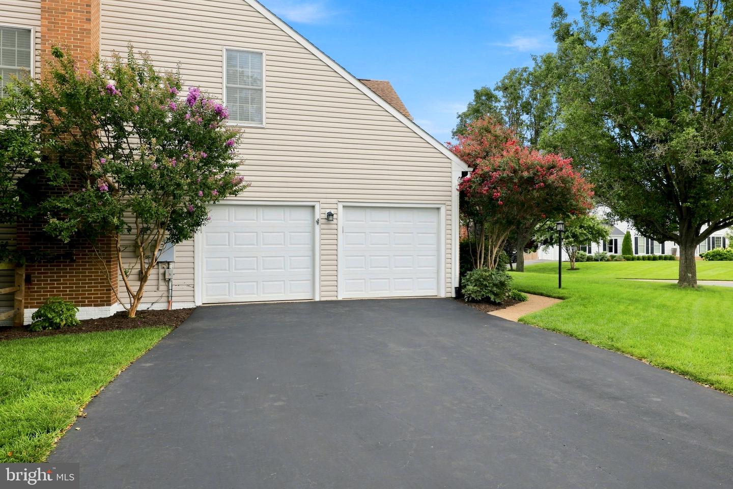 43312 Wayside Cir Property Photo 3