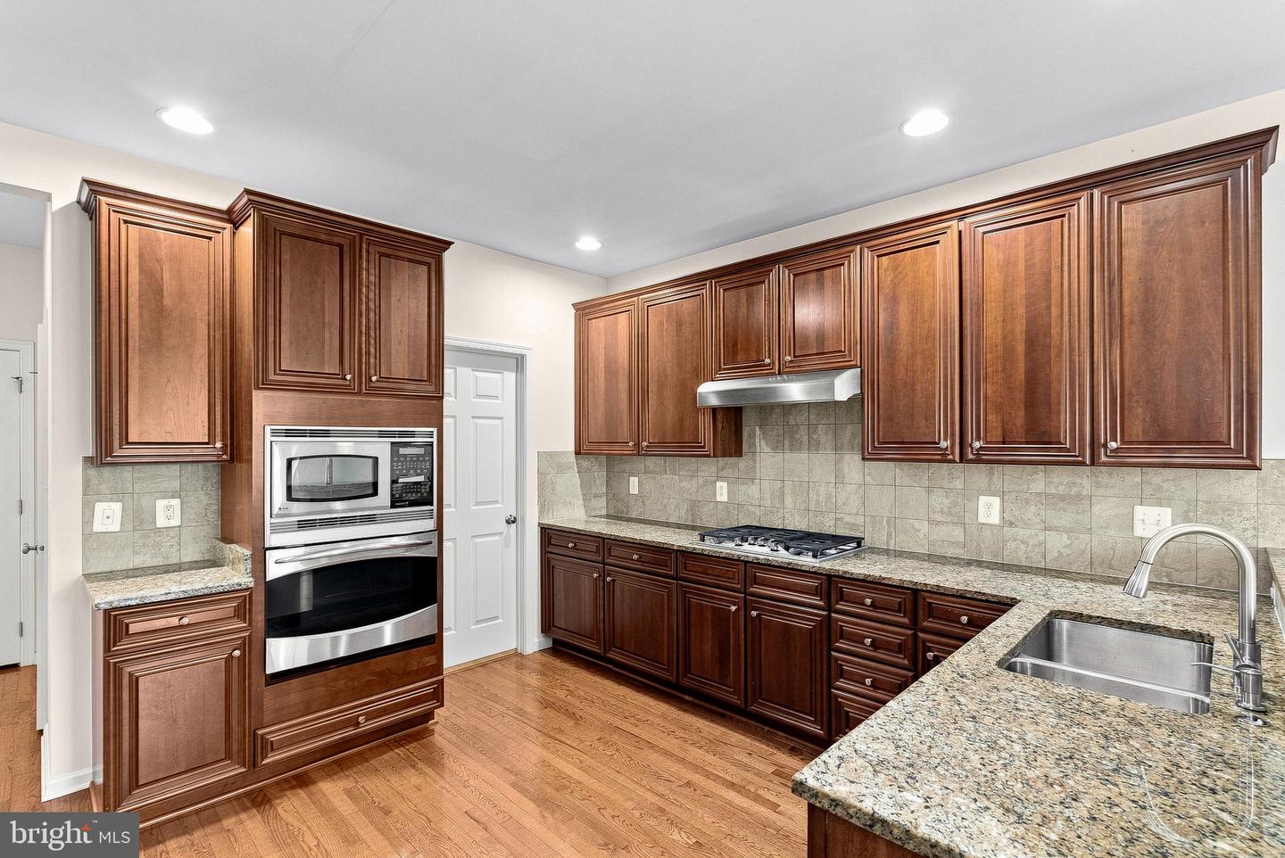 25189 Fortitude Ter Property Photo 17