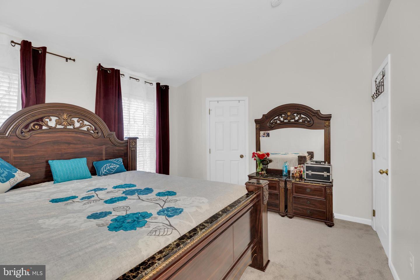 42911 Pamplin Ter Property Photo 9