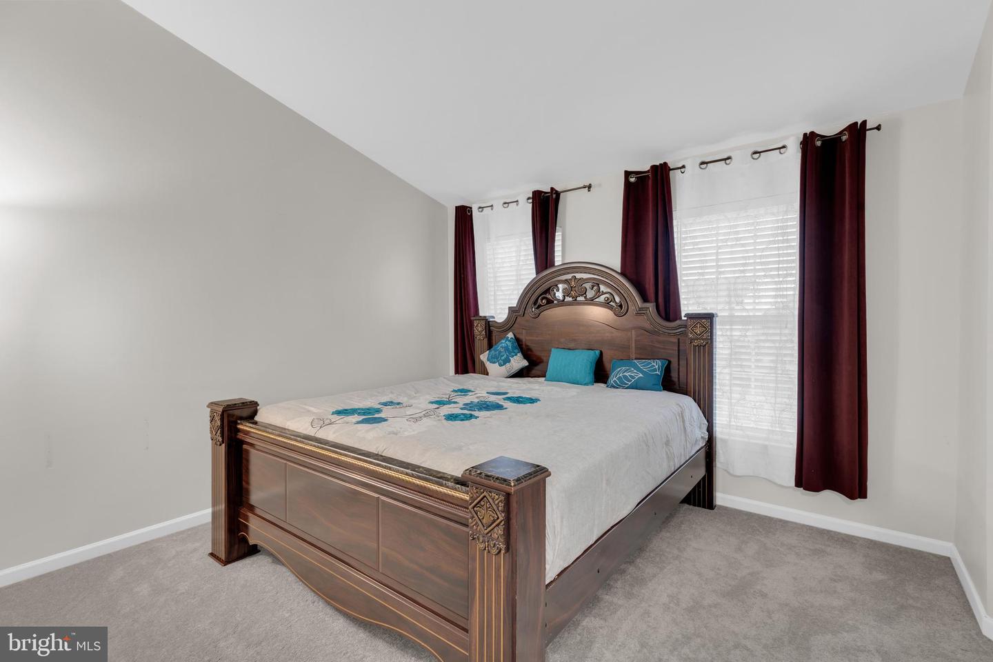42911 Pamplin Ter Property Photo 10
