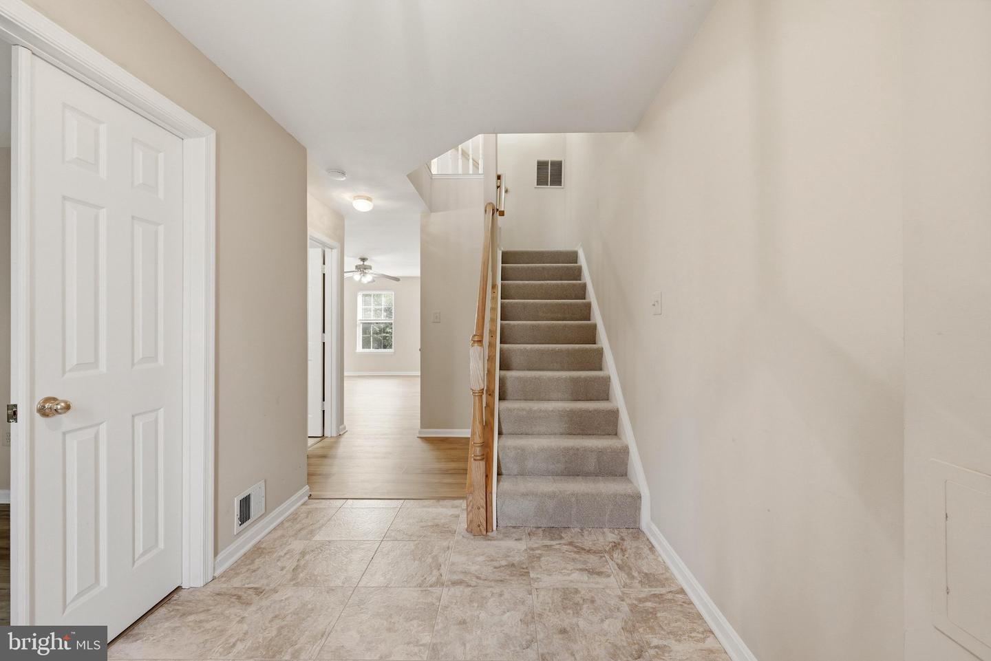 46030 Bayswater Ter Property Photo 3
