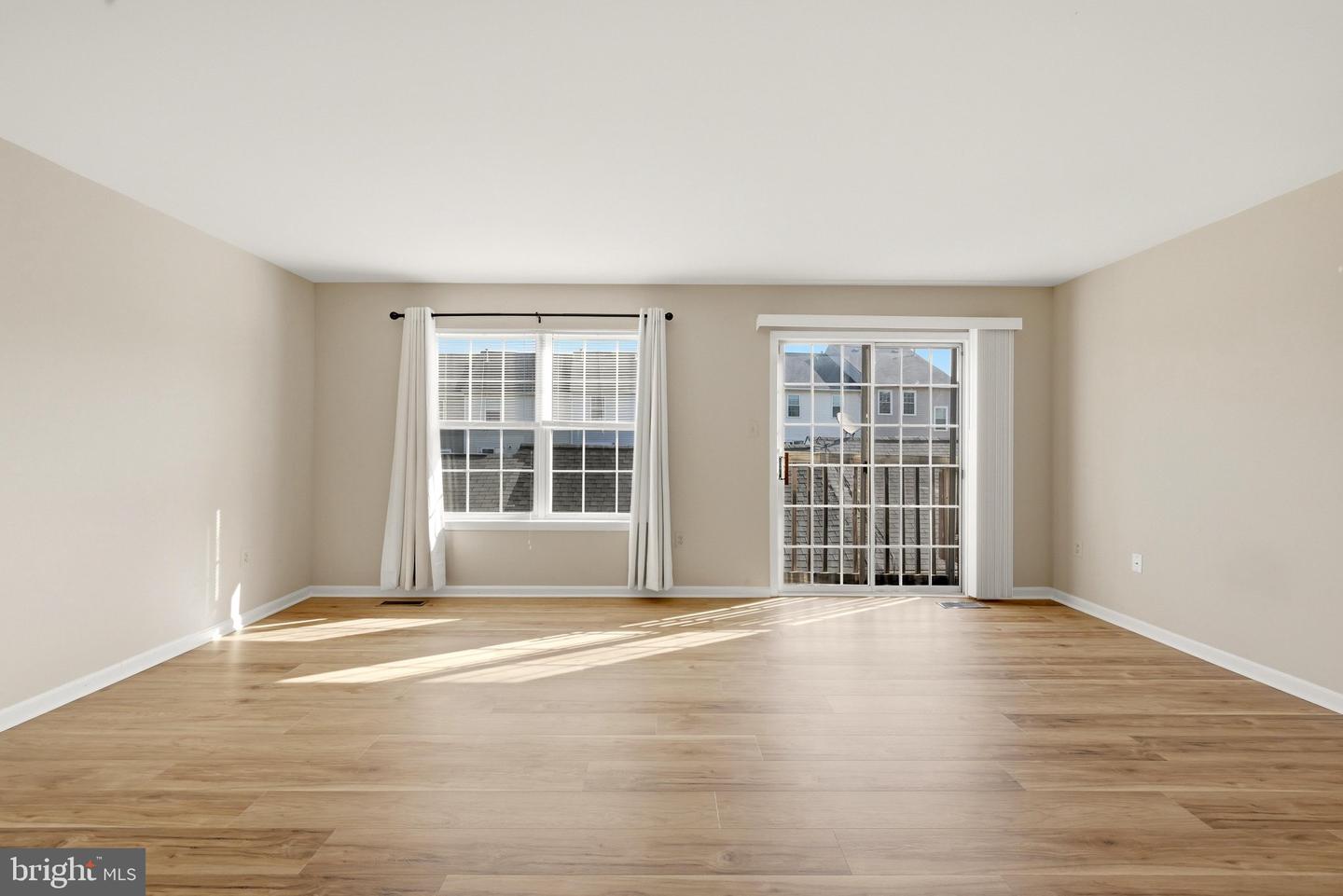 46030 Bayswater Ter Property Photo 10