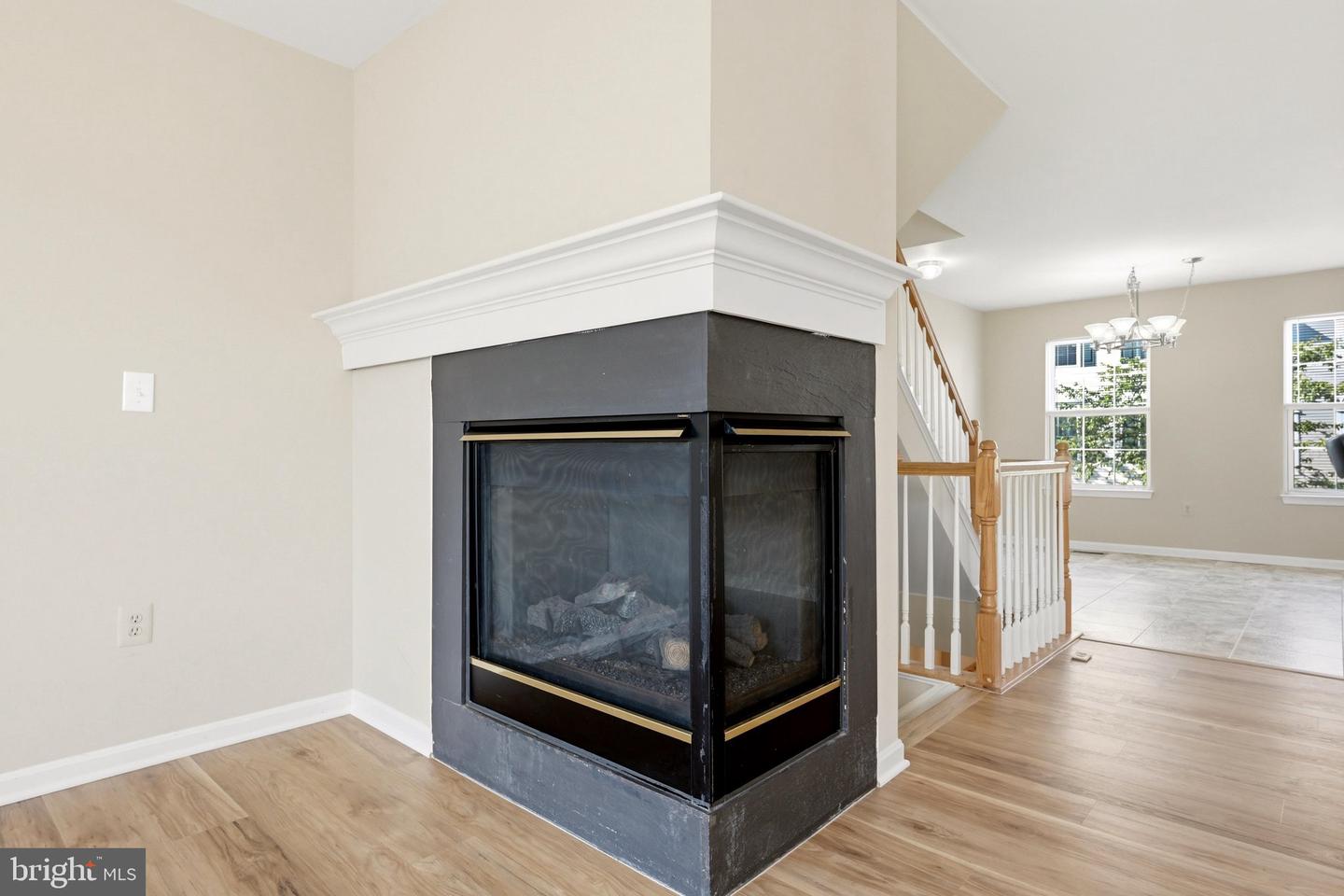 46030 Bayswater Ter Property Photo 11