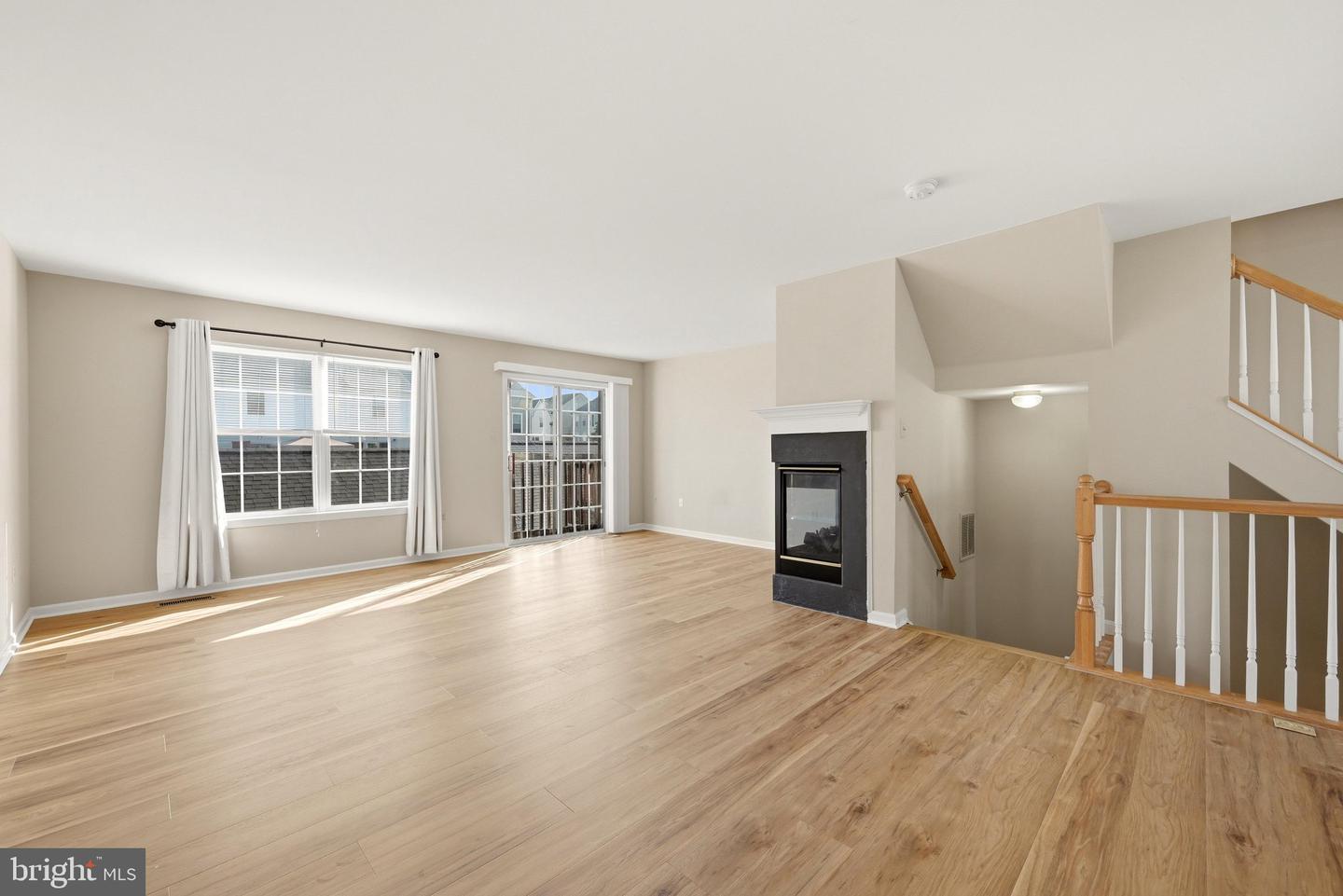 46030 Bayswater Ter Property Photo 12