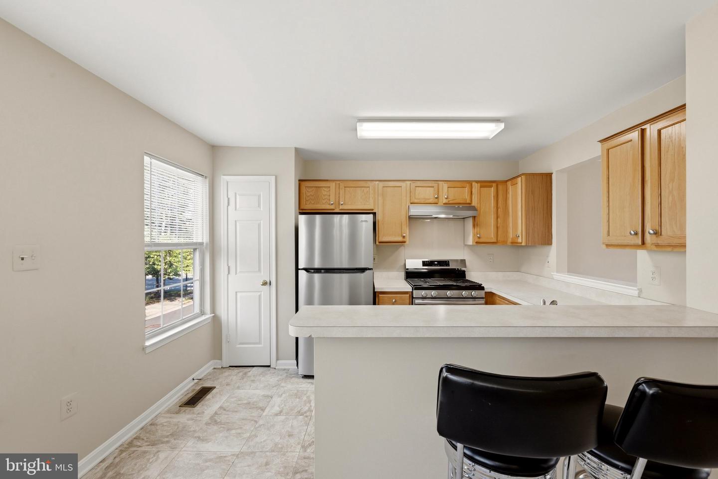 46030 Bayswater Ter Property Photo 14