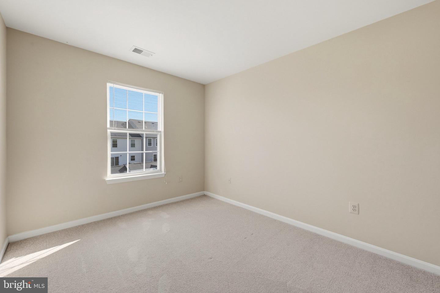 46030 Bayswater Ter Property Photo 21