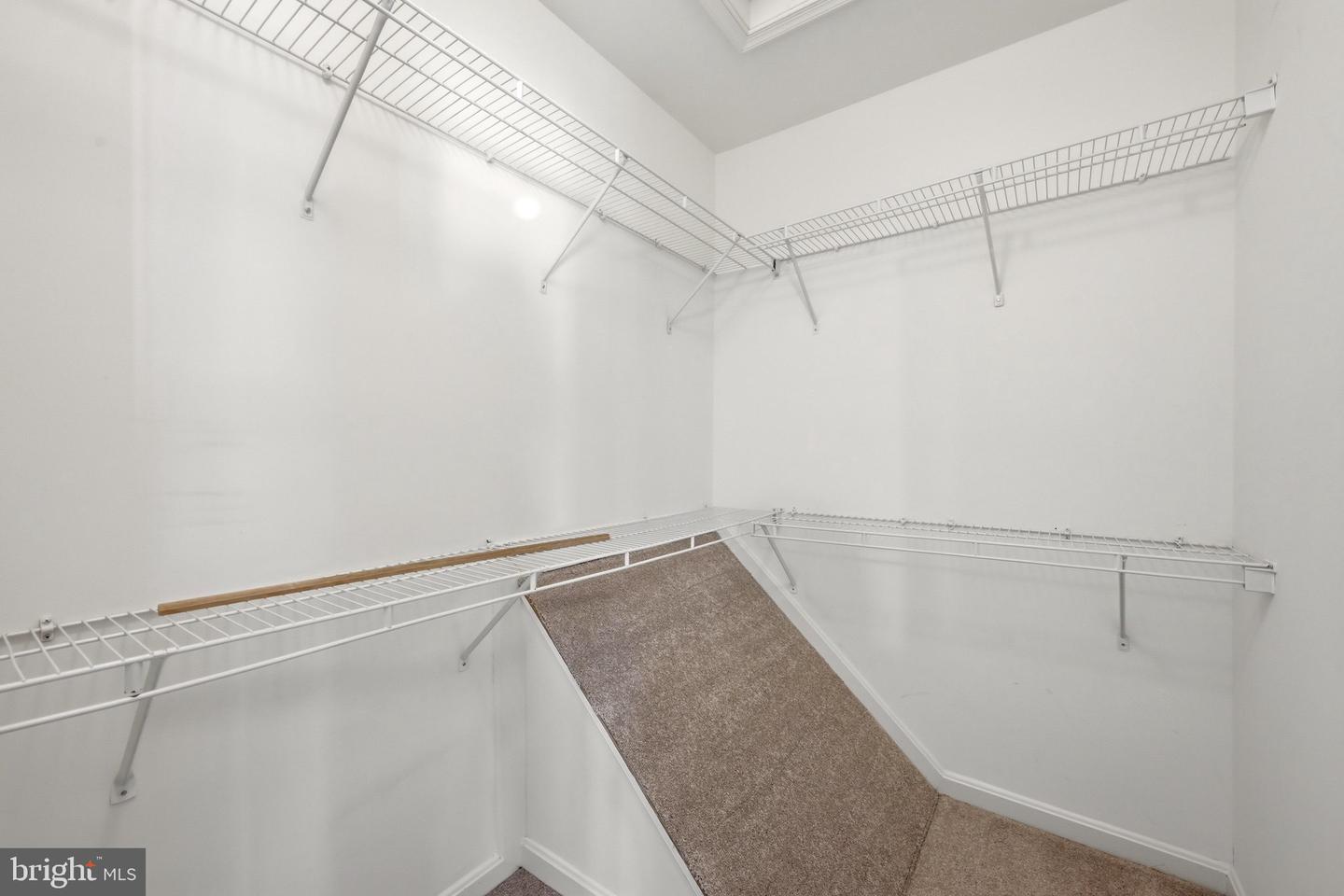 46030 Bayswater Ter Property Photo 28