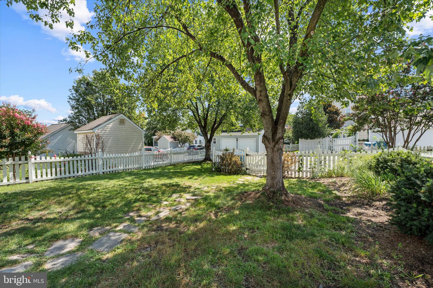 42885 Nashua St Property Photo 46