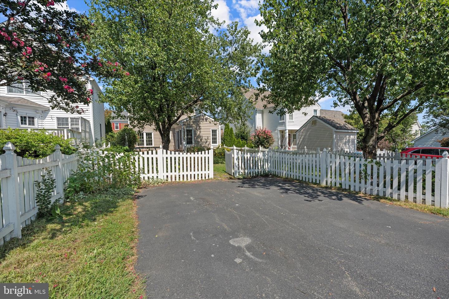 42885 Nashua St Property Photo 49