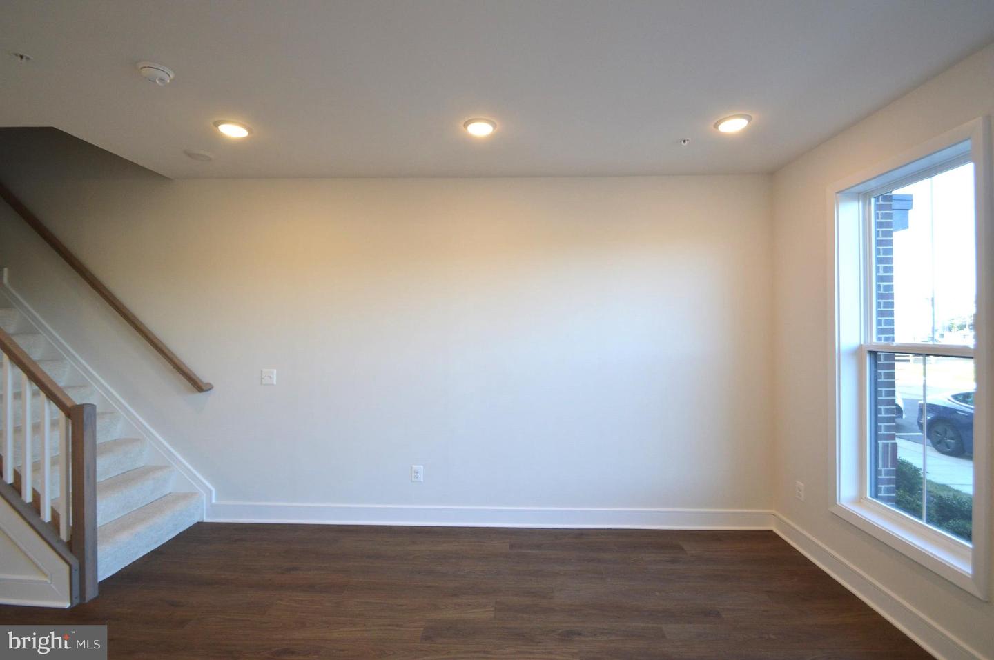 21838 Beckhorn Station Ter Property Photo 3