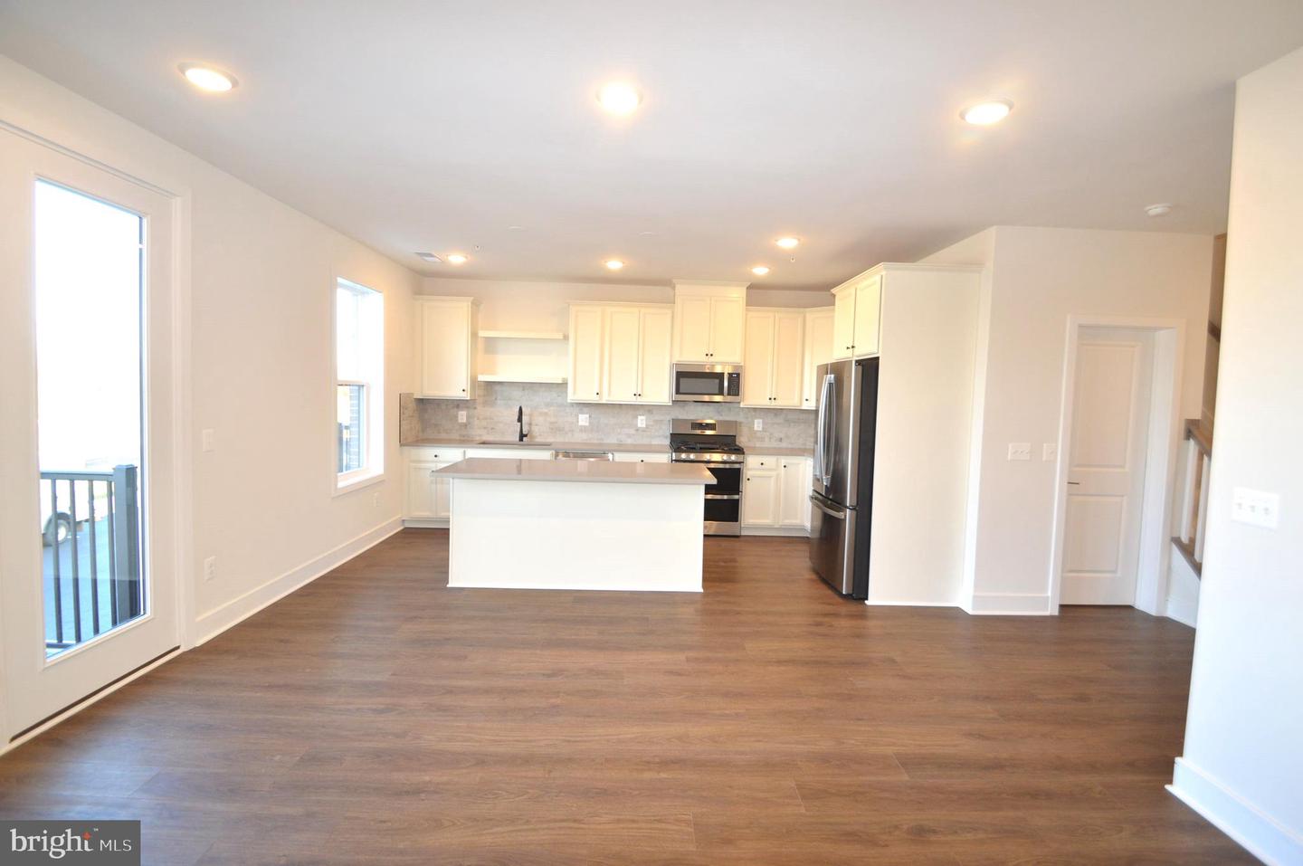 21838 Beckhorn Station Ter Property Photo 17