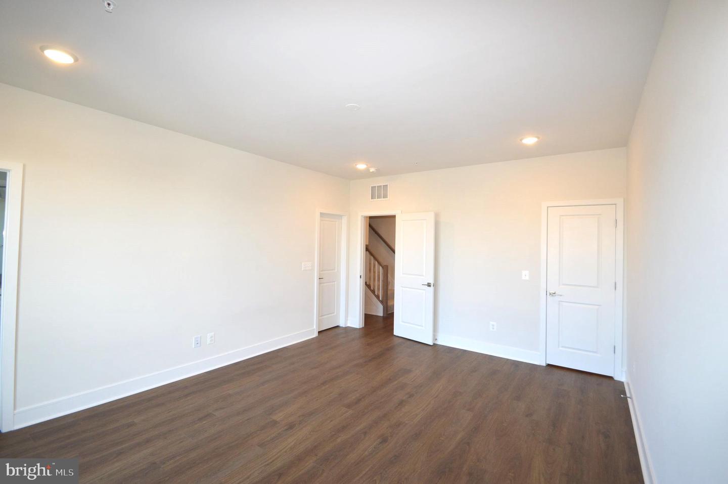 21838 Beckhorn Station Ter Property Photo 37