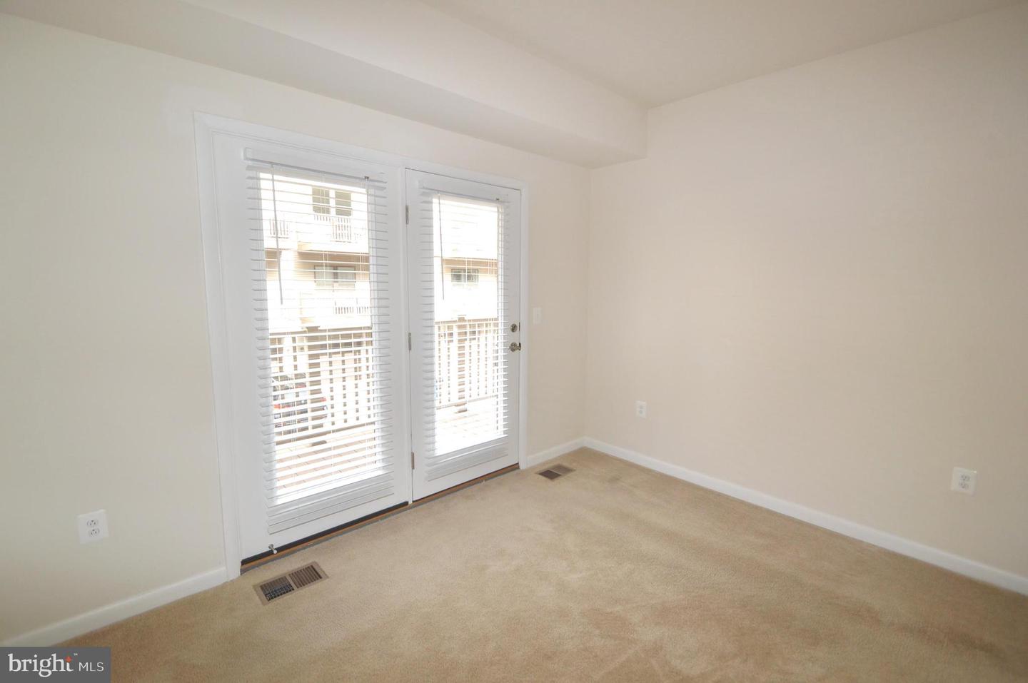 20508 Milbridge Ter Property Photo 27