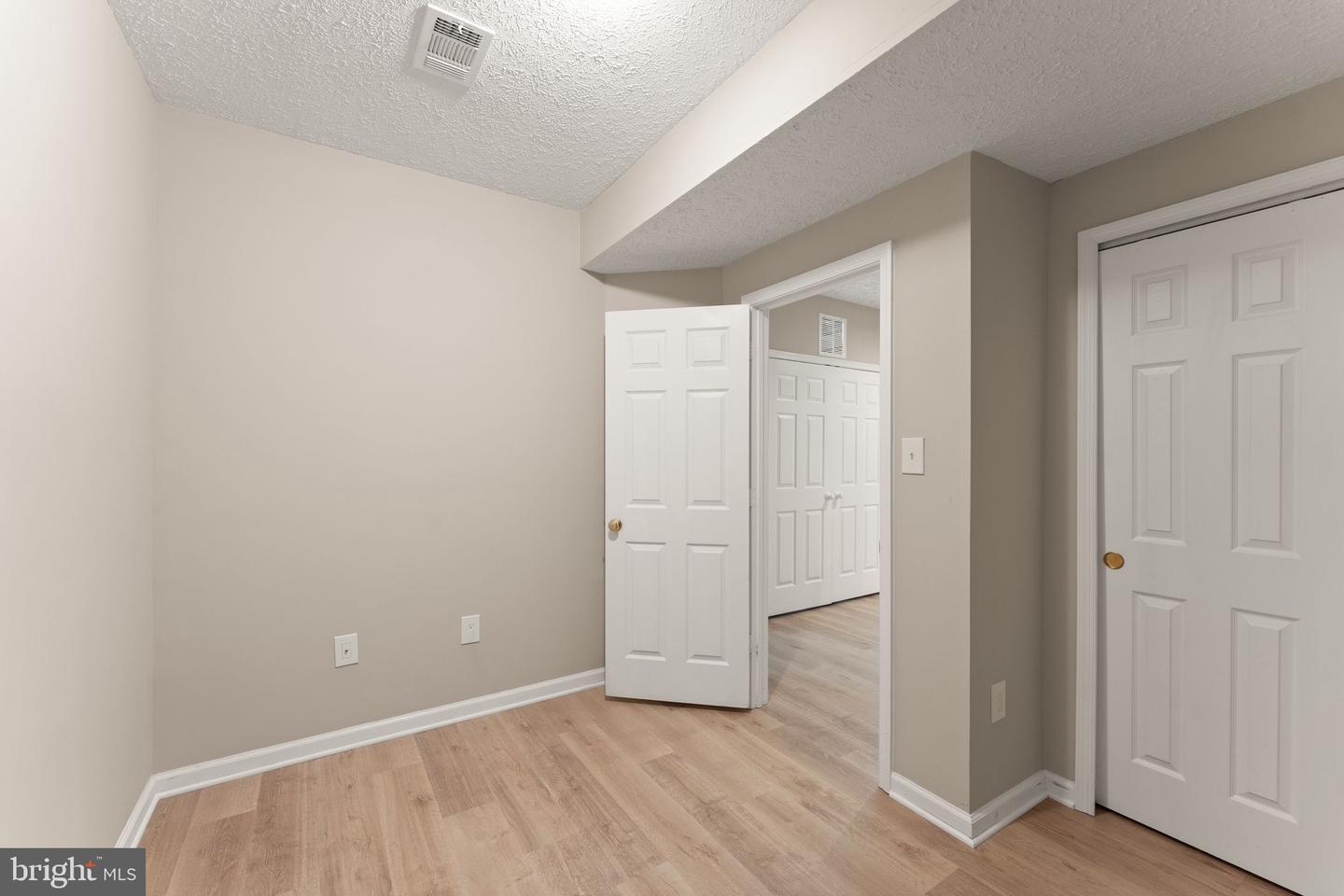 43247 Clearnight Ter Property Photo 45