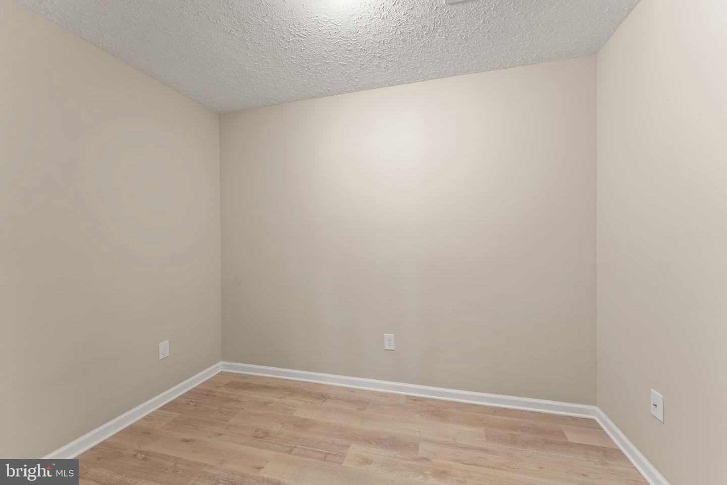 43247 Clearnight Ter Property Photo 46