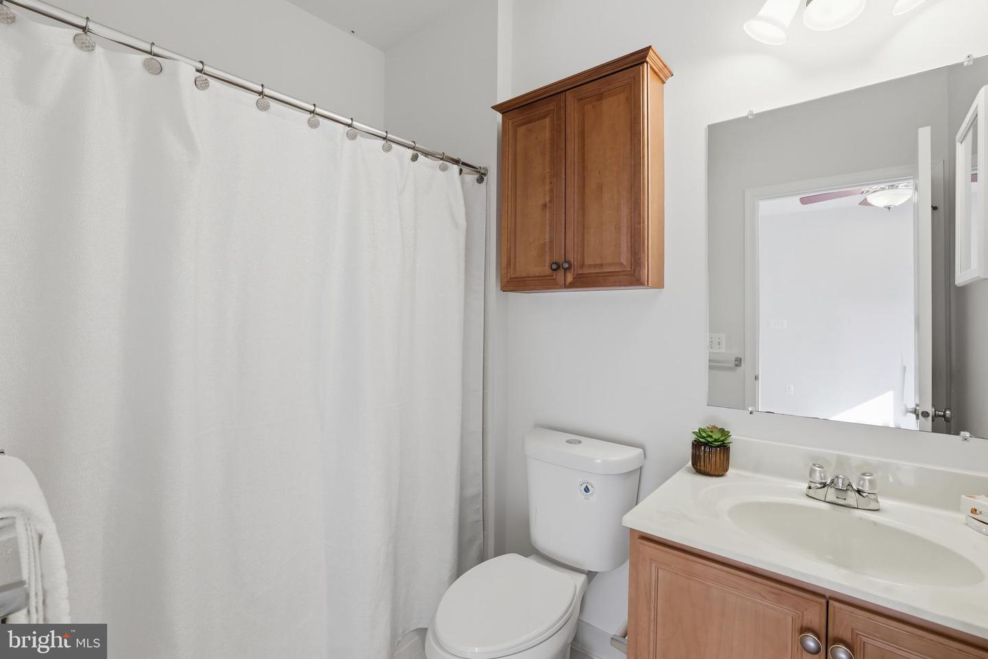 25209 Eisenhower Dr Property Photo 43