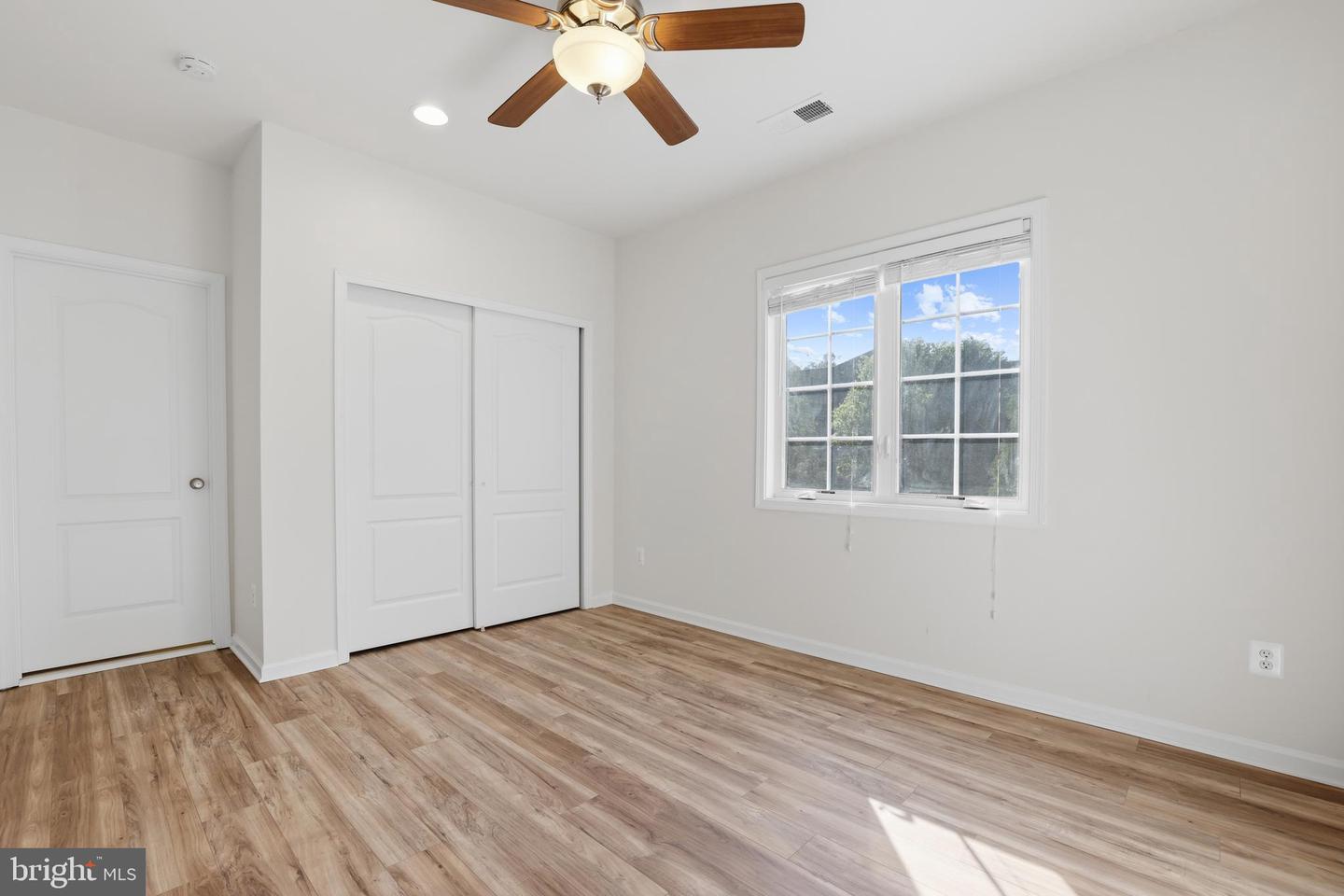 25209 Eisenhower Dr Property Photo 47