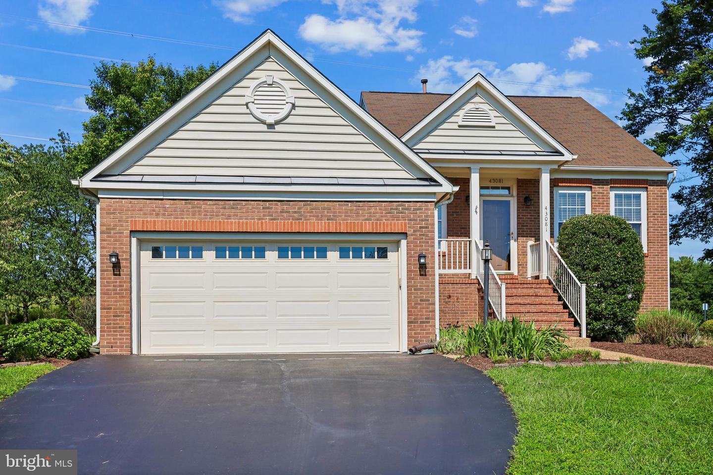43081 Binkley Cir Property Photo 1
