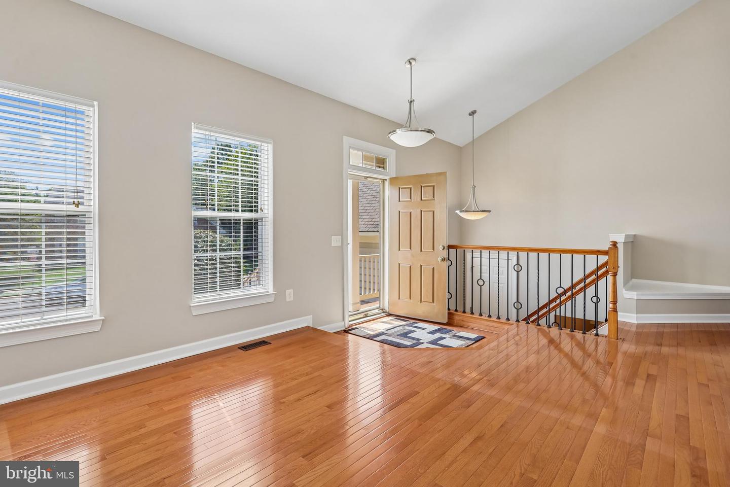 43081 Binkley Cir Property Photo 6