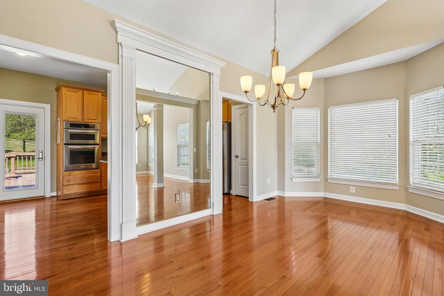 43081 Binkley Cir Property Photo 9