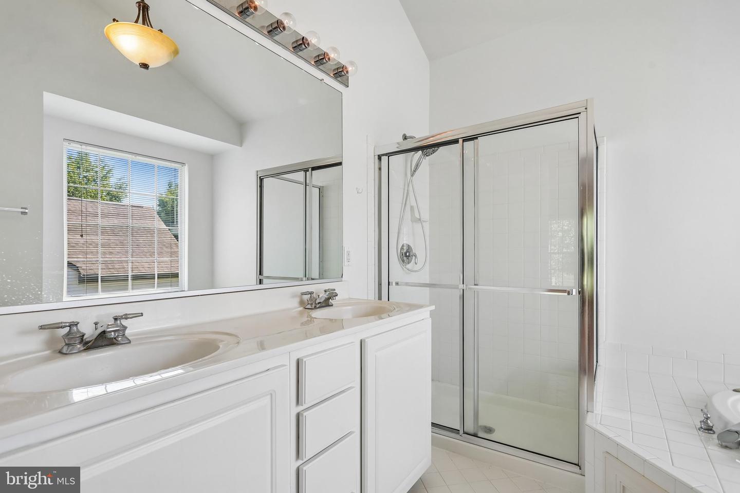 43081 Binkley Cir Property Photo 15