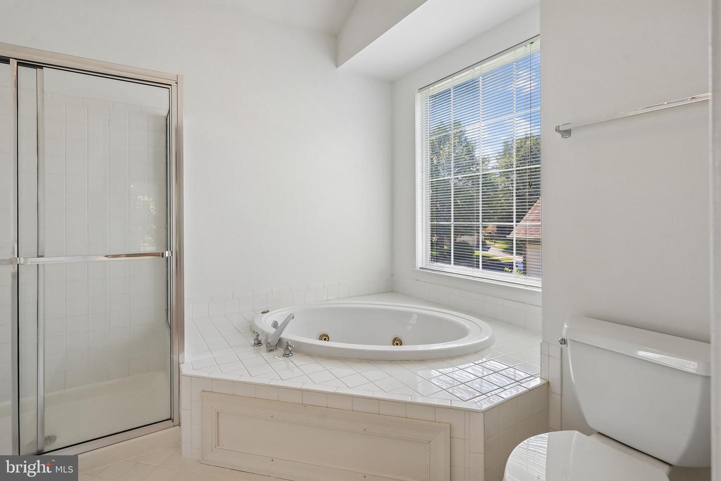 43081 Binkley Cir Property Photo 16