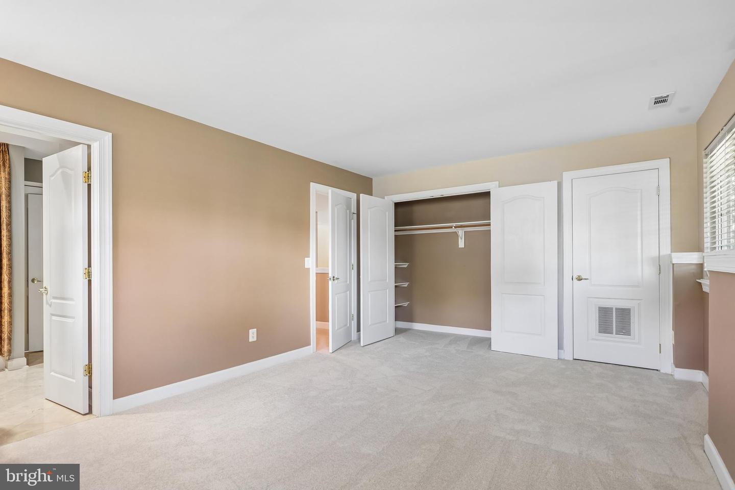 43081 Binkley Cir Property Photo 24