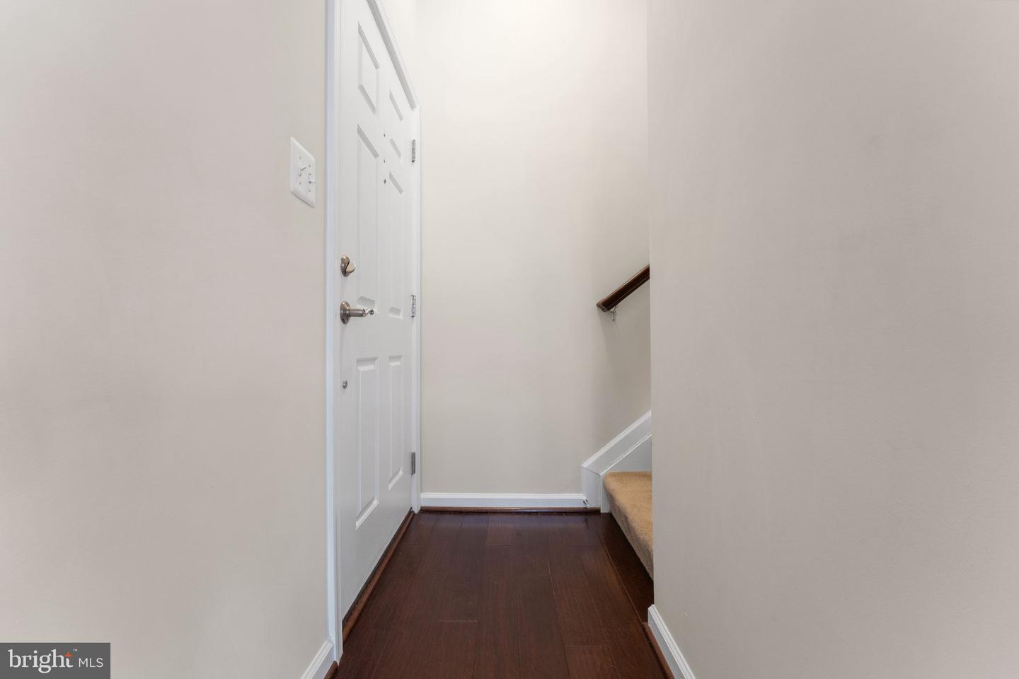 24660 Caribou Sq Property Photo 13