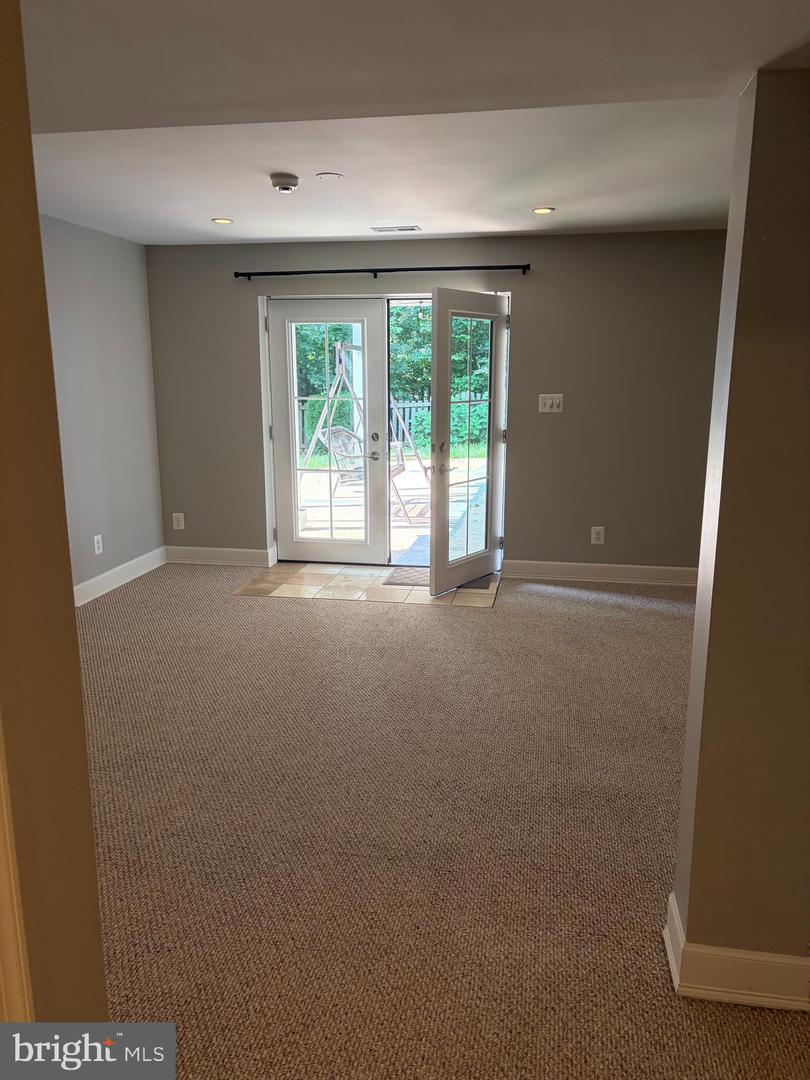 42941 Deer Chase Pl Property Photo 4