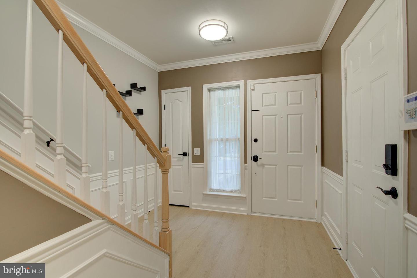20867 Trinity Sq Property Photo 3