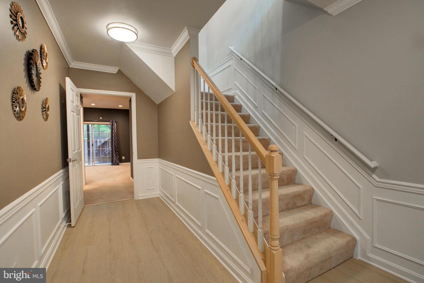 20867 Trinity Sq Property Photo 4