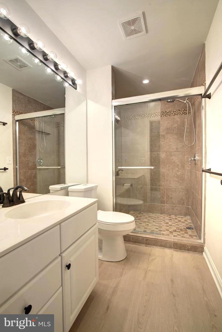 20867 Trinity Sq Property Photo 11