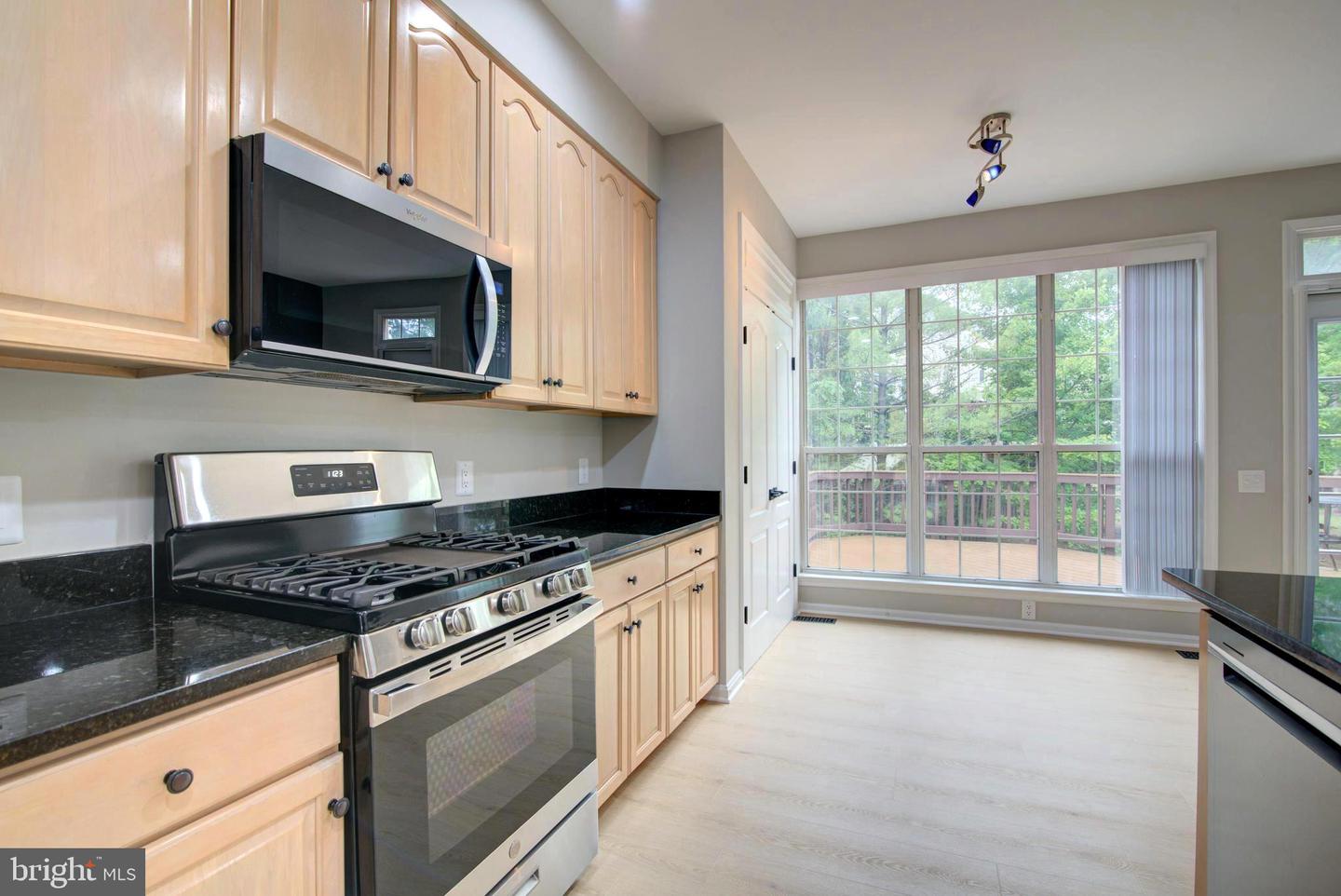 20867 Trinity Sq Property Photo 15