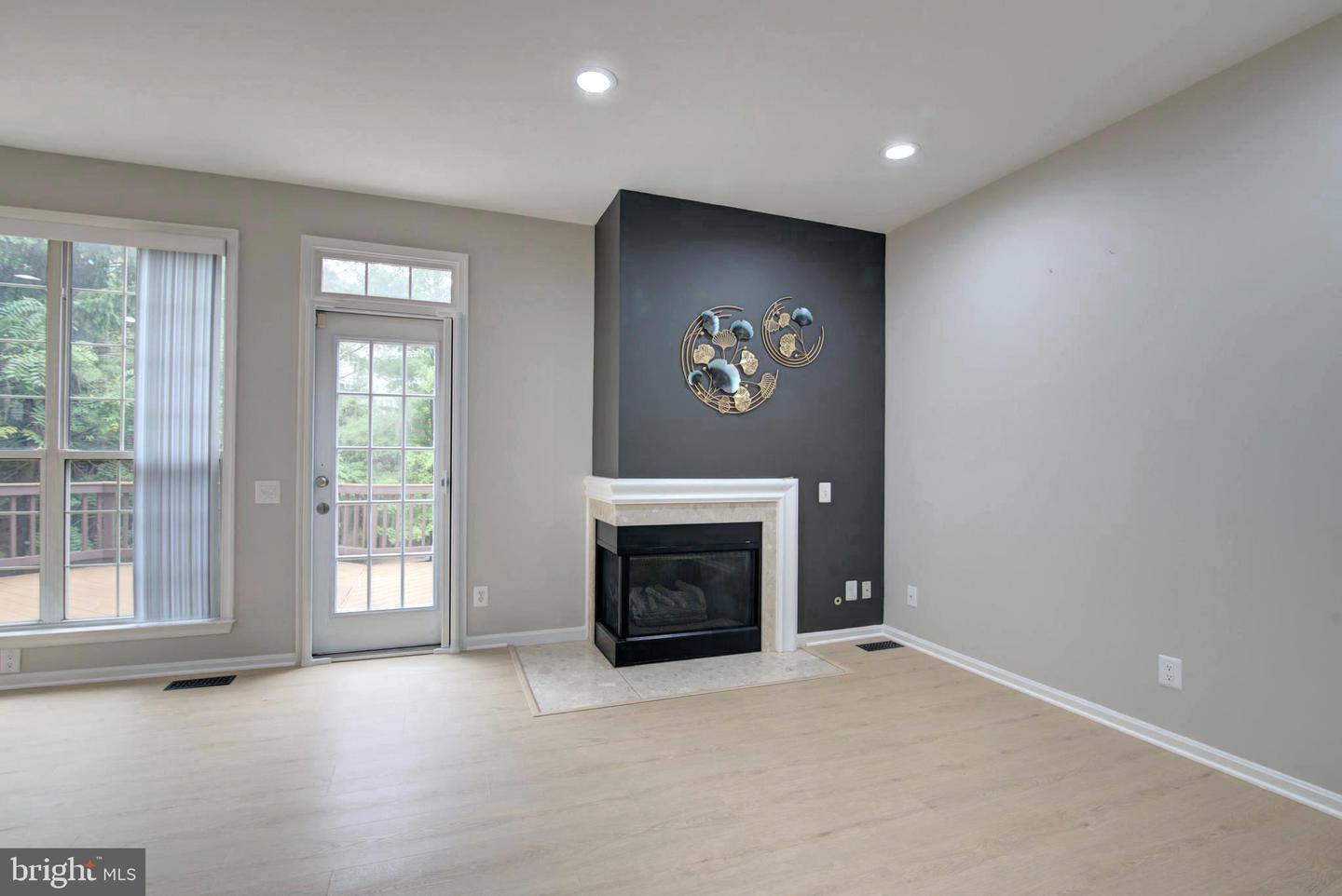 20867 Trinity Sq Property Photo 20