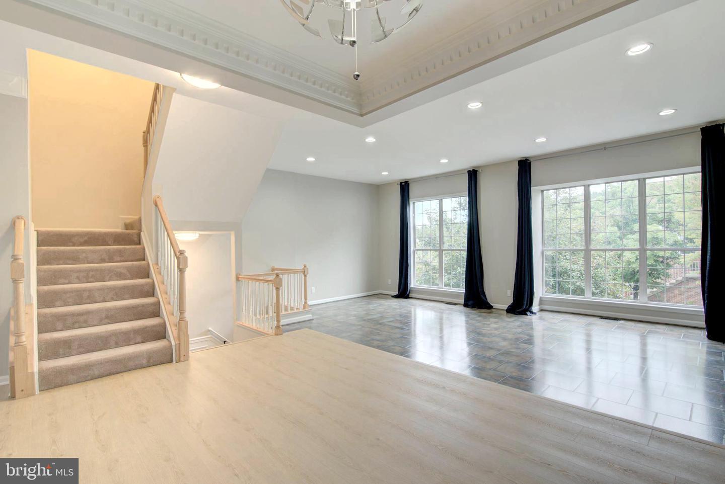 20867 Trinity Sq Property Photo 23