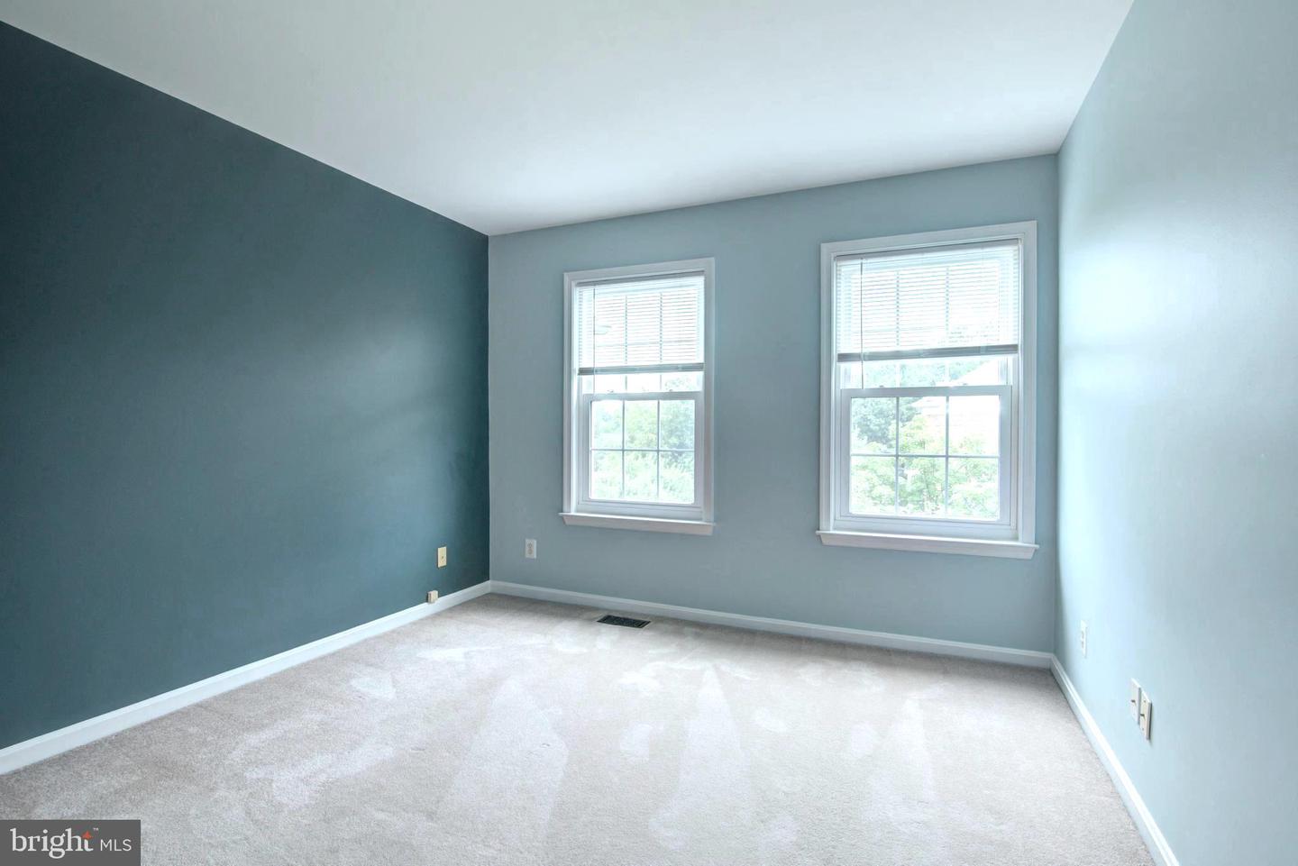 20867 Trinity Sq Property Photo 41