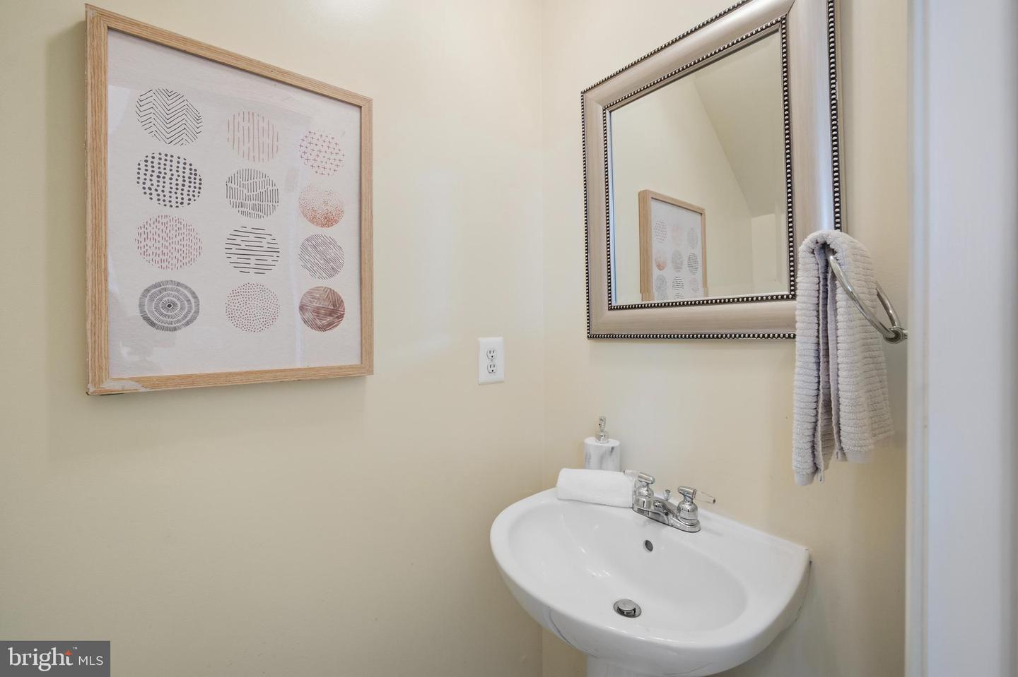 43536 Mink Meadows St Property Photo 6