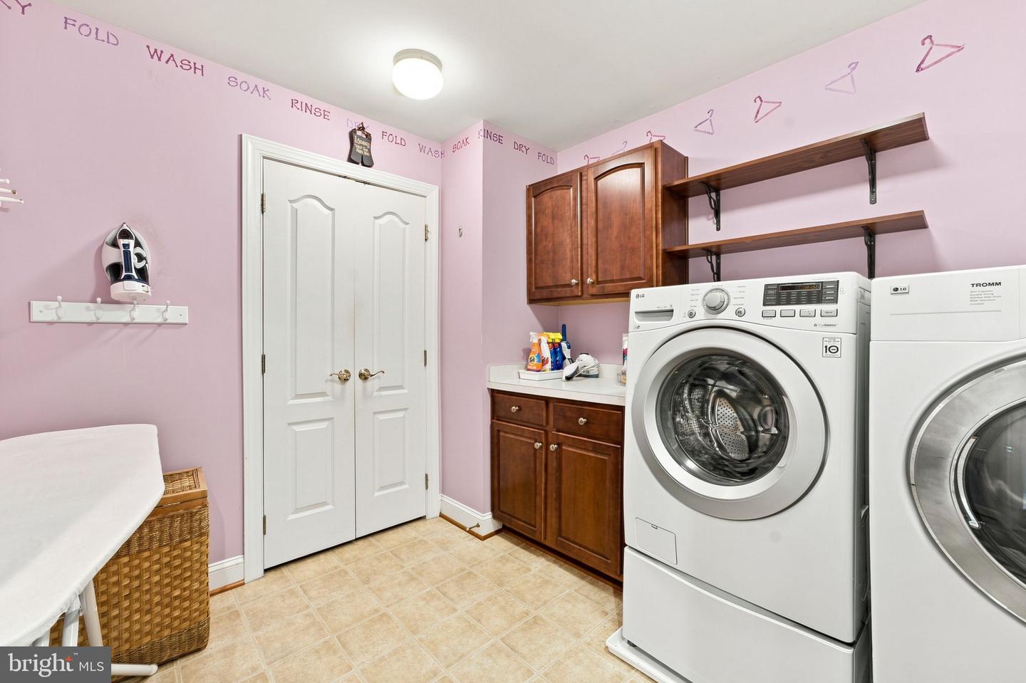 25717 Summerbank Ct Property Photo 65