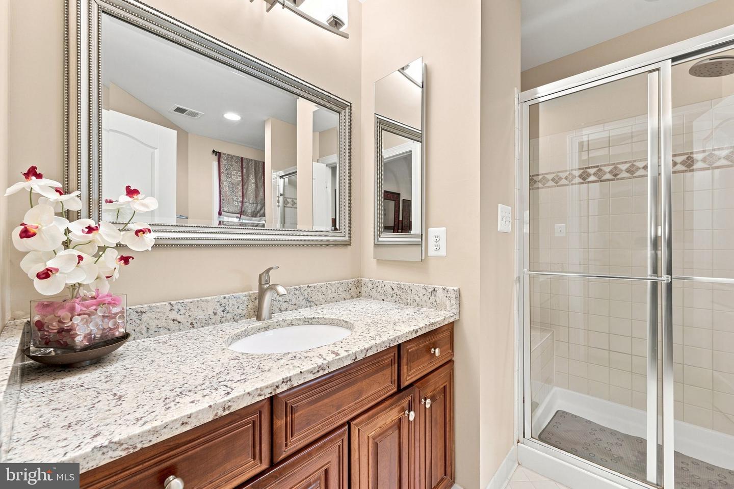 25717 Summerbank Ct Property Photo 76