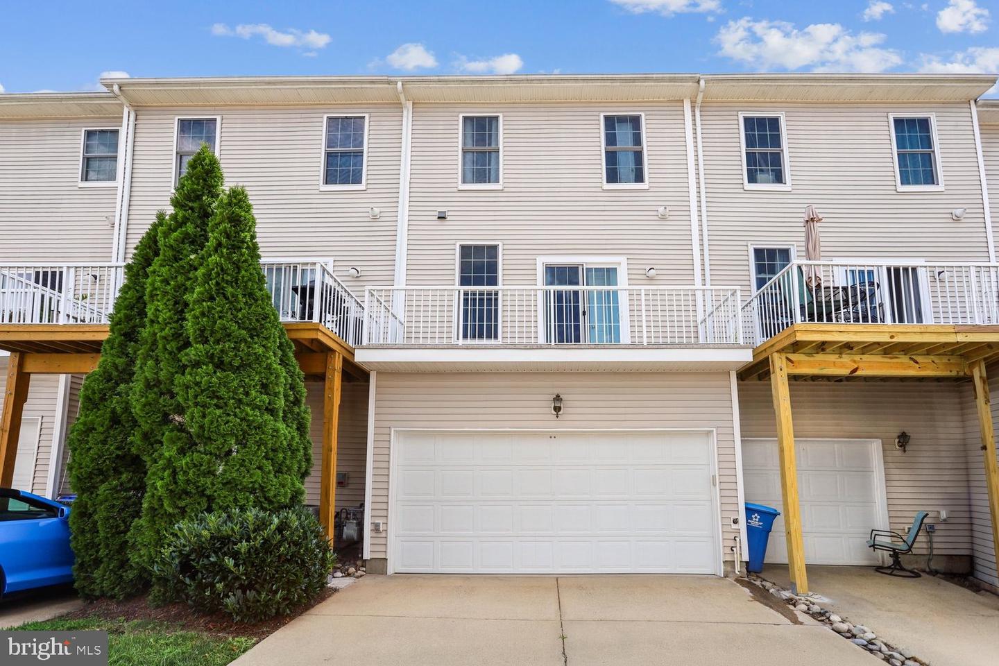 42792 Sykes Ter Property Photo 4