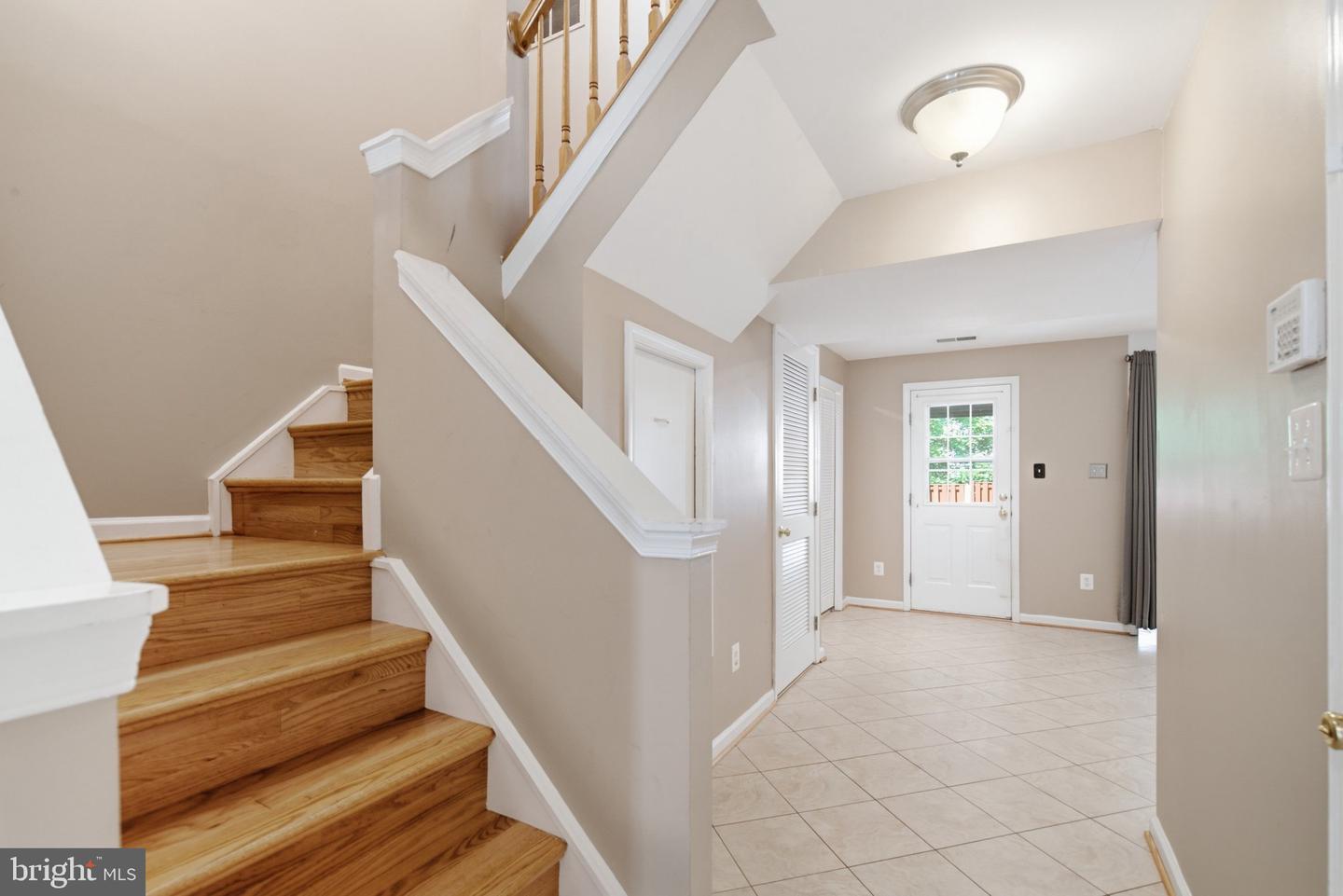 46670 Cavendish Sq Property Photo 4