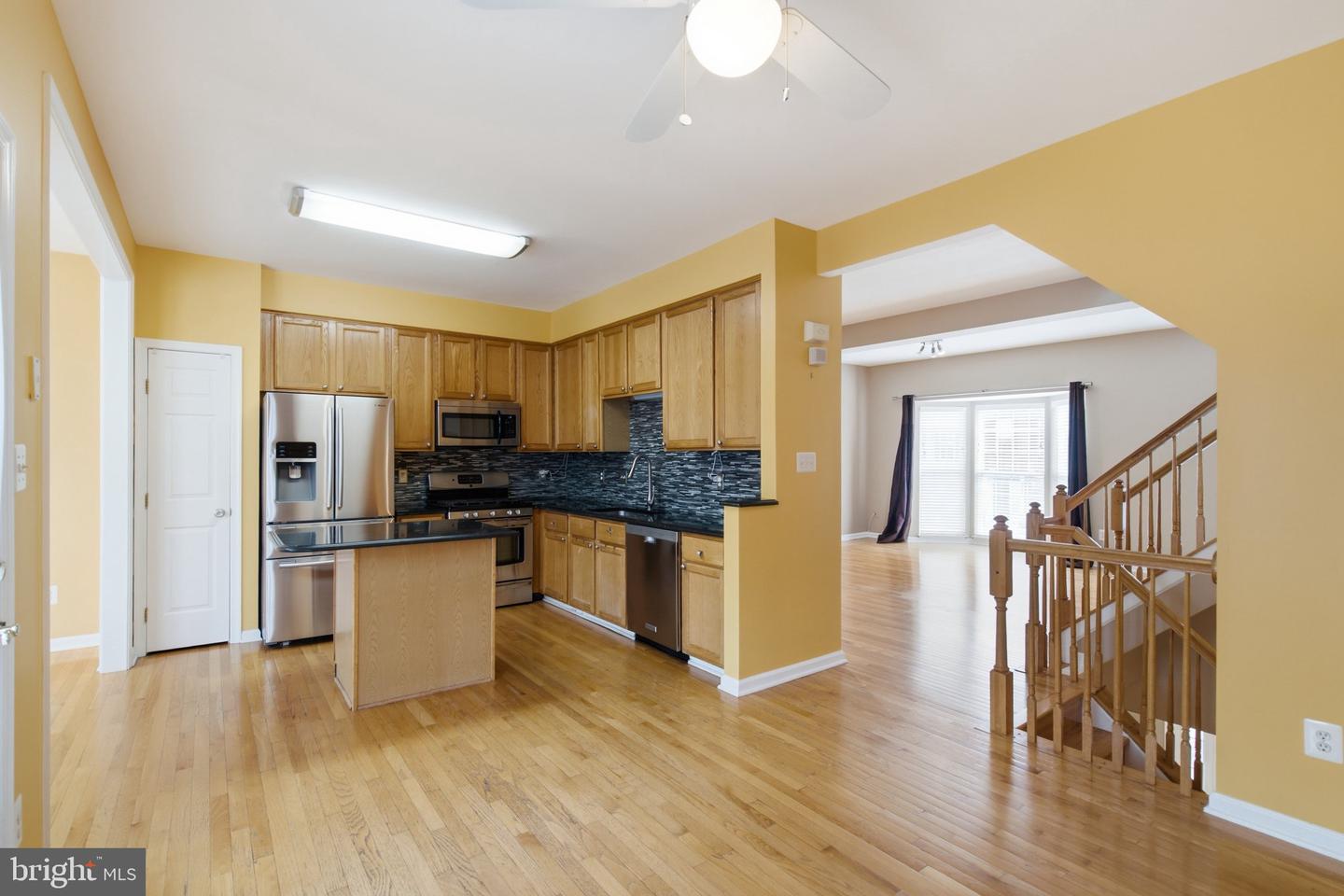 46670 Cavendish Sq Property Photo 9