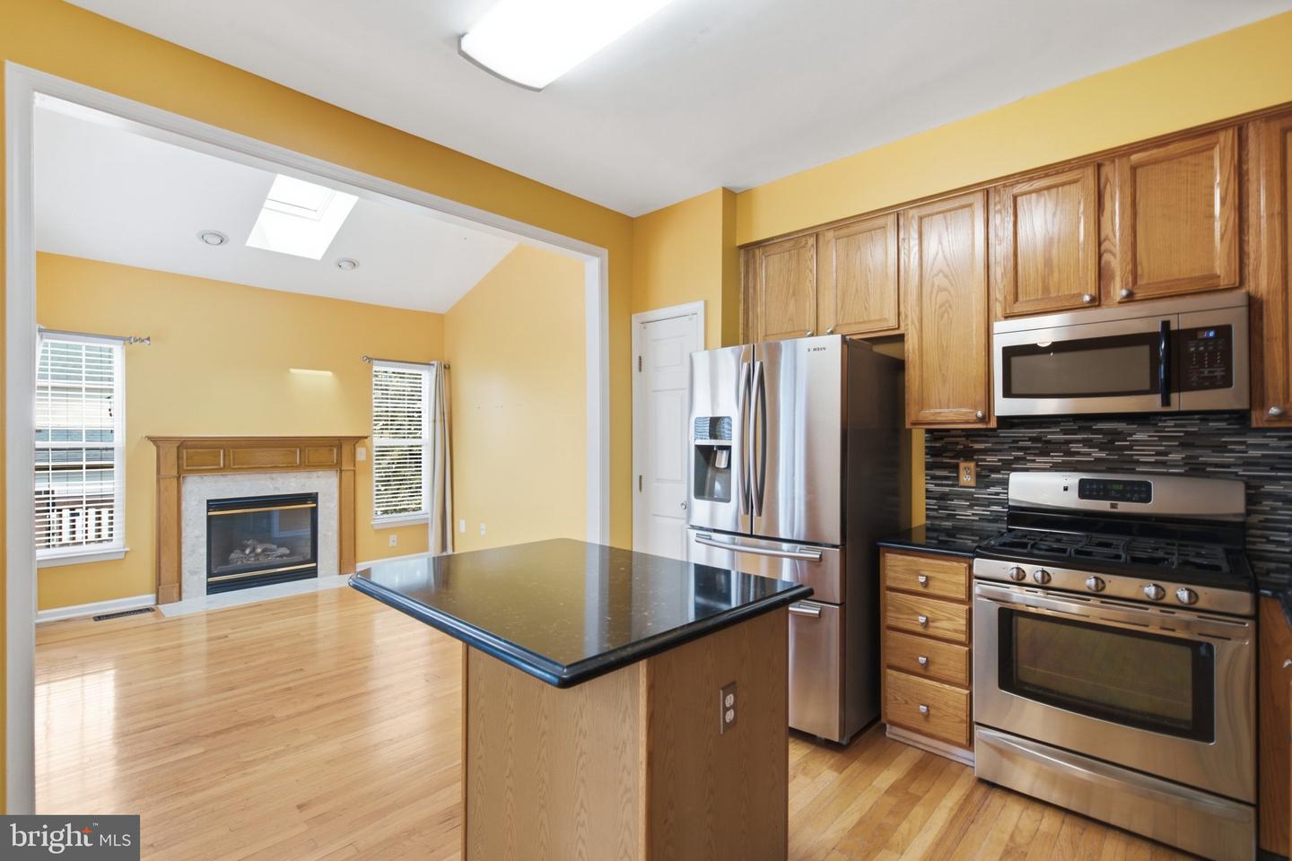 46670 Cavendish Sq Property Photo 11