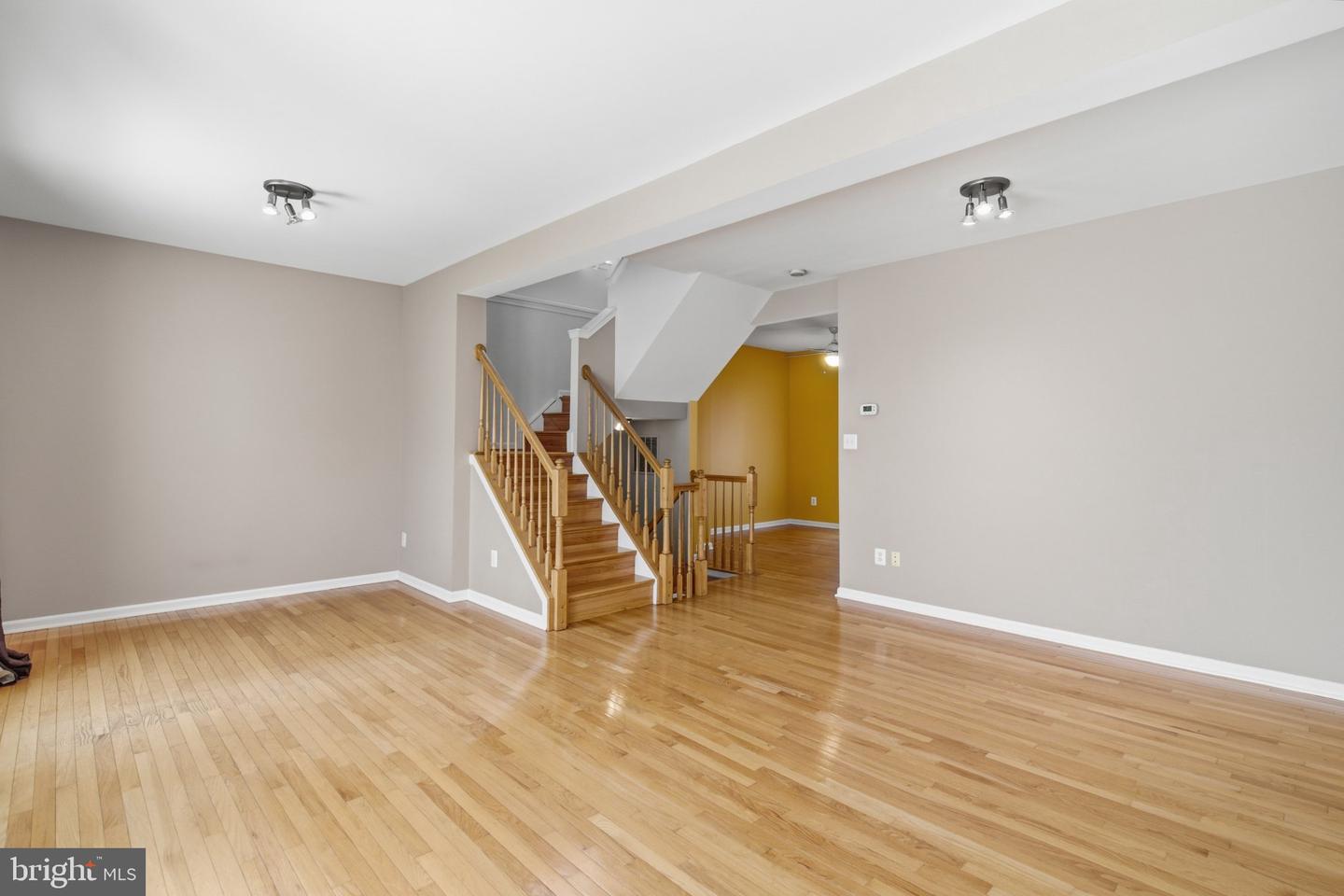 46670 Cavendish Sq Property Photo 24